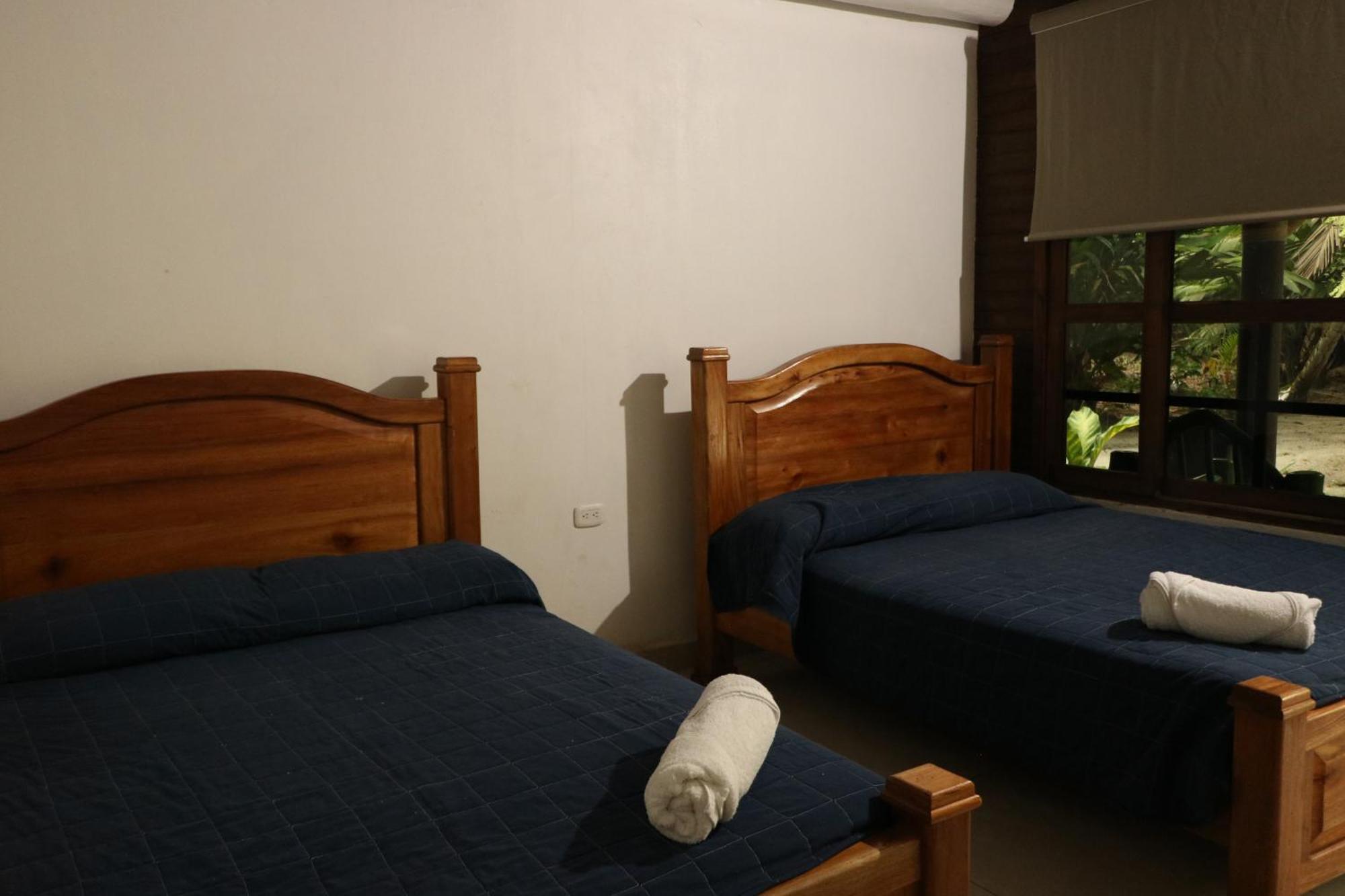 Hotel Salvador Gaviota Lívingston Esterno foto